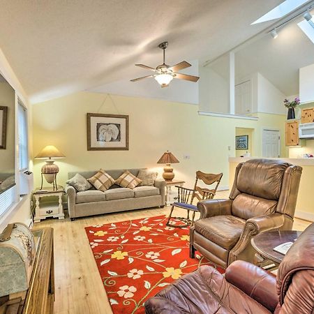 Charming Retreat Near Downtown Frankfort And Beaches Экстерьер фото